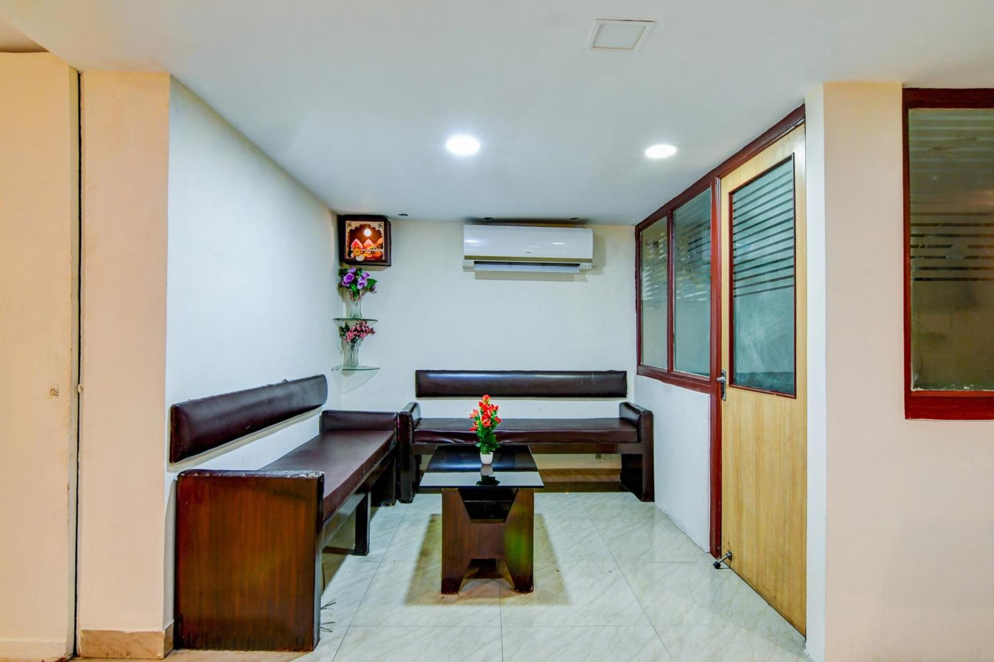 Super Hotel O Sarat Bose Road Formerly Shree Guest House Calcuta Exterior foto